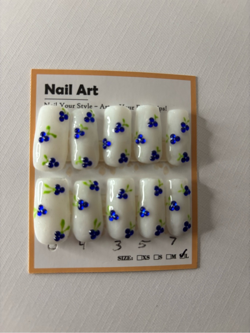 White Press-On Nail Set with Blueberry Design